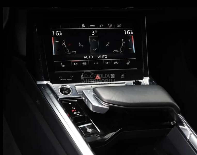 Audi e-tron 