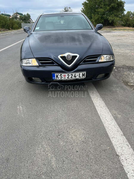 Alfa Romeo 166 