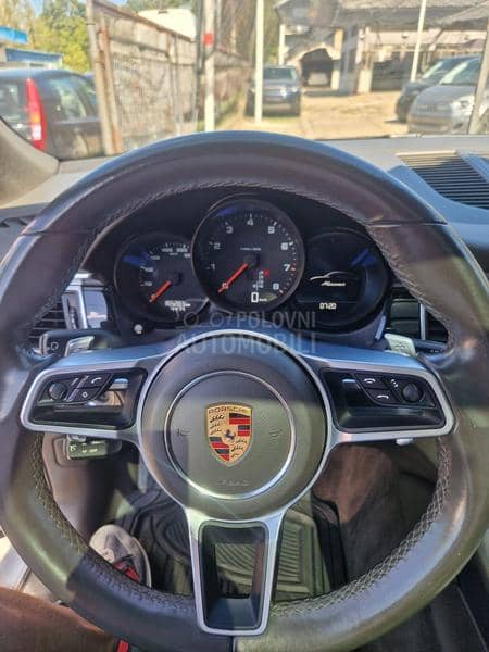 Porsche Macan 2.0