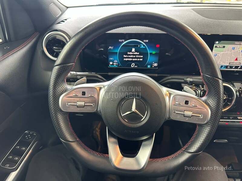 Mercedes Benz GLA 220 