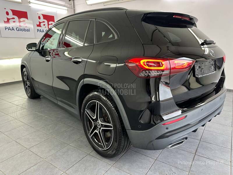 Mercedes Benz GLA 220 