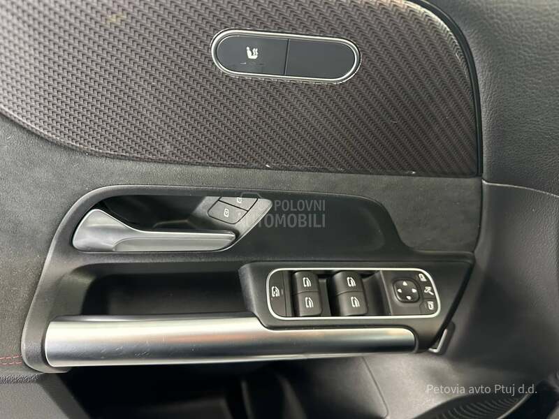 Mercedes Benz GLA 220 