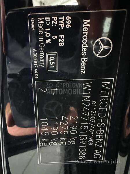 Mercedes Benz GLA 220 
