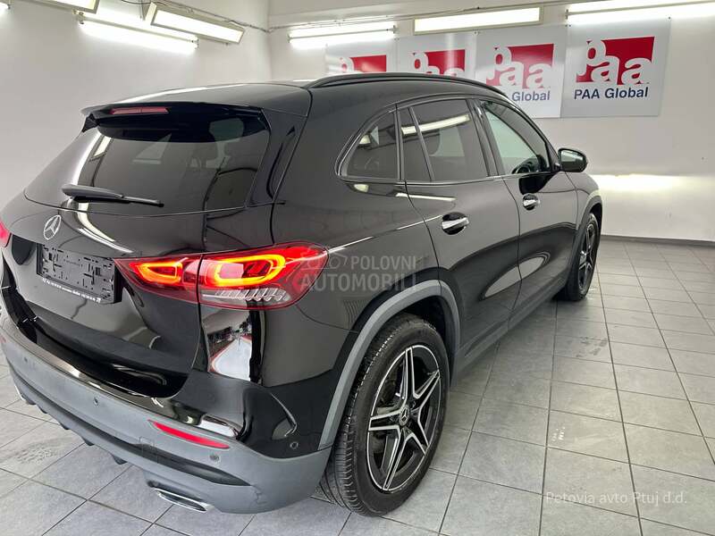 Mercedes Benz GLA 220 