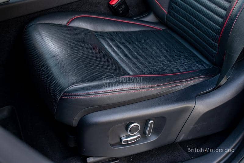 Land Rover Discovery Sport R Dynamic  SE  D200