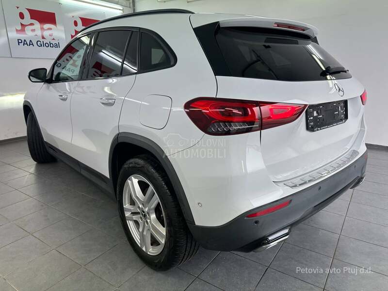 Mercedes Benz GLA 200 