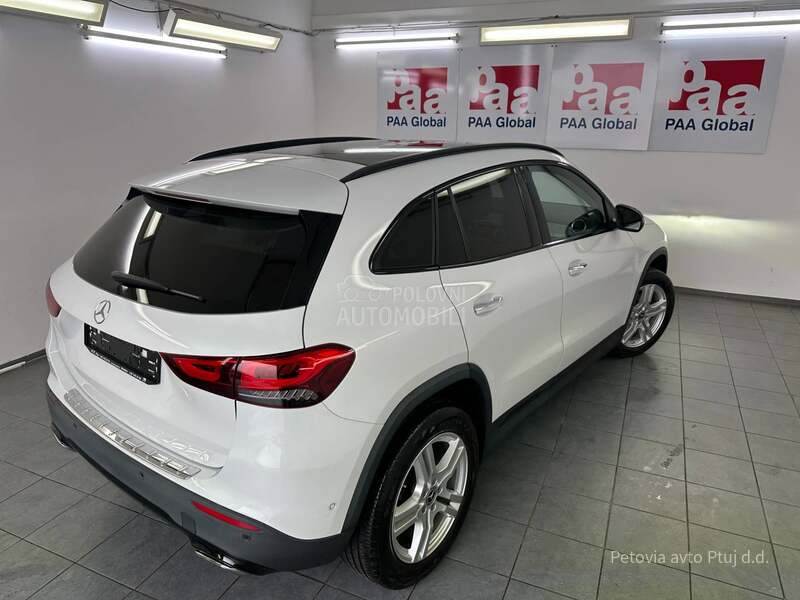 Mercedes Benz GLA 200 
