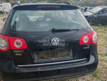 Volkswagen Passat B6 1.6tdi 2010. god. -  kompletan auto u delovima