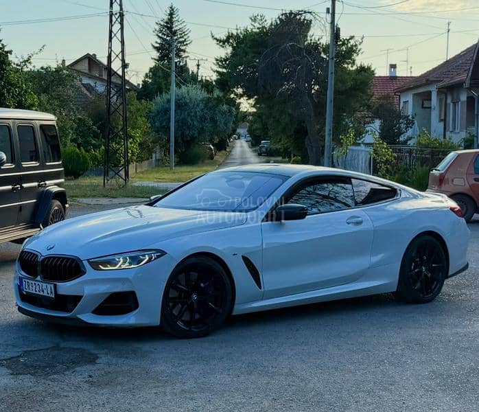 BMW M 850i 