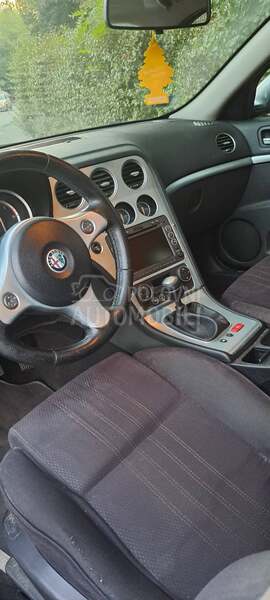 Alfa Romeo 159 