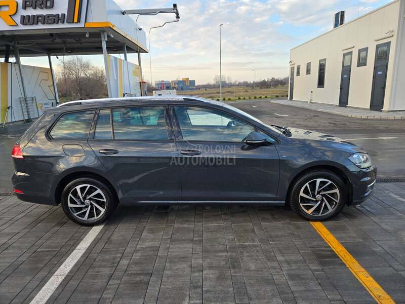 Volkswagen Golf 7 1.6