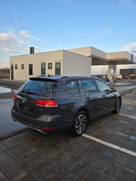 Volkswagen Golf 7 1.6