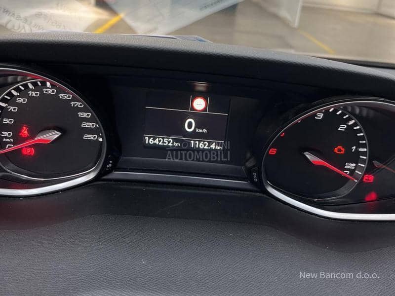 Peugeot 308 1.5BlueHDI