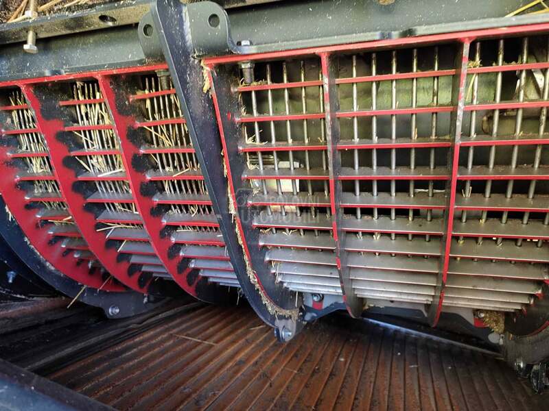 Case IH 8230