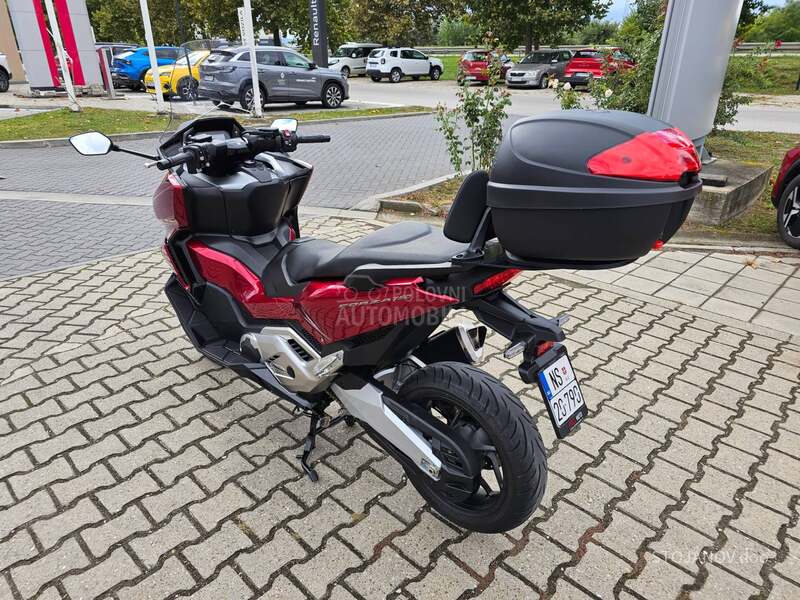 Honda FORZA 750