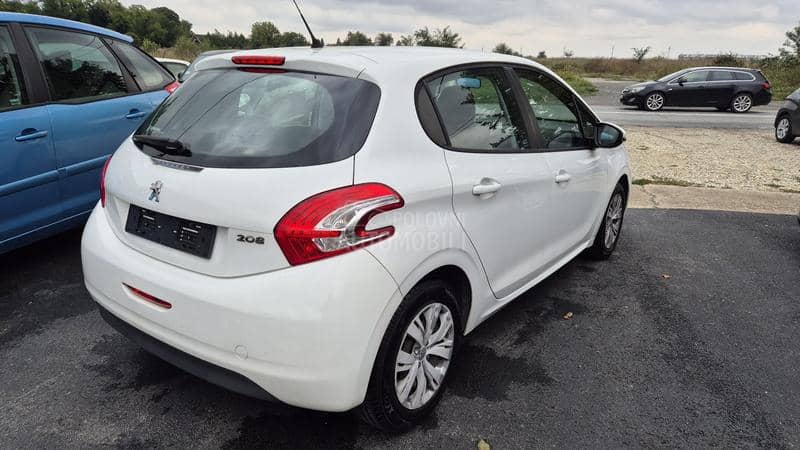 Peugeot 208 1.2B A K C I J A