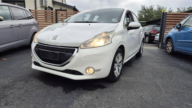 Peugeot 208 1.2B A K C I J A