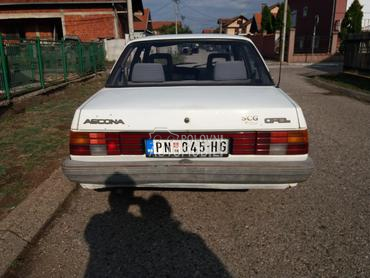 Opel Ascona 