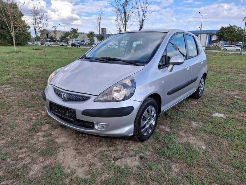 Honda Jazz 1,2b