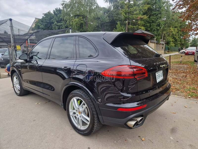 Porsche Cayenne S e-hybrid platinum