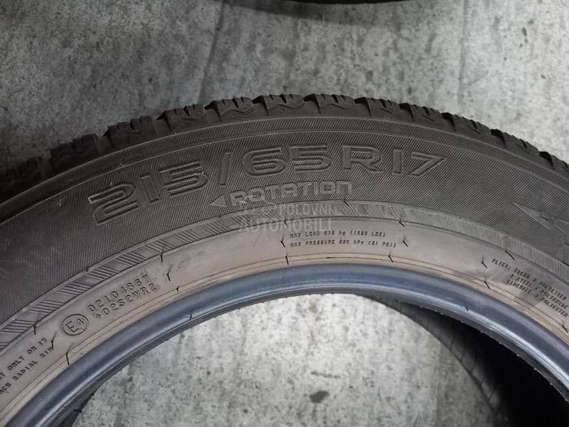 Nokian 215/65 R17 Zimska