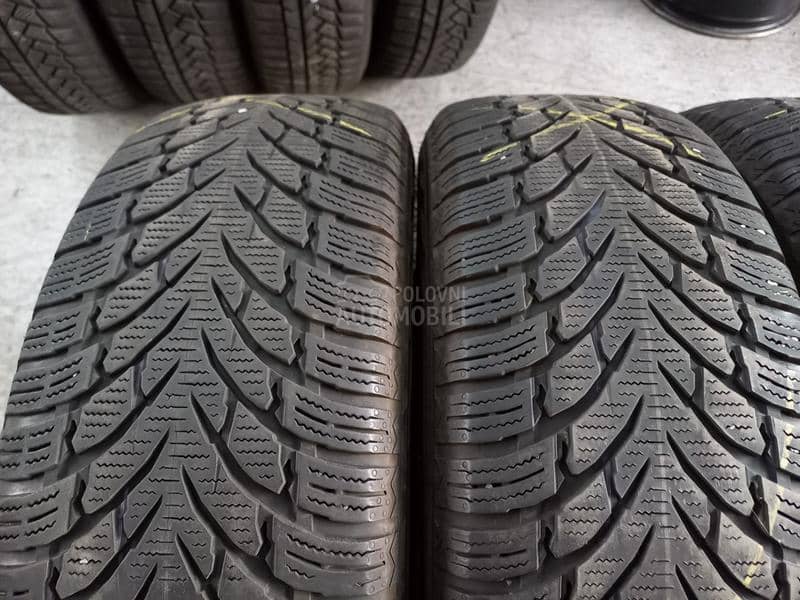 Nokian 215/65 R17 Zimska