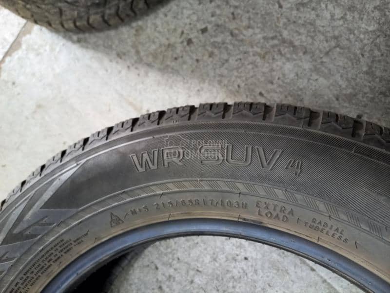 Nokian 215/65 R17 Zimska