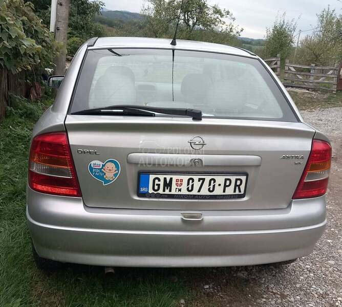Opel Astra G 