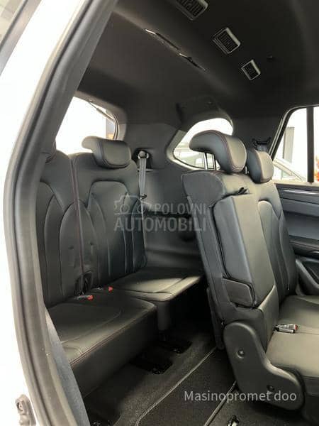 SWM G05 PRO 7 sedista