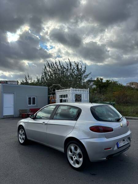 Alfa Romeo 147 1.9 JTD
