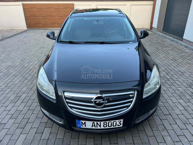 Opel Insignia 2011. god. -  kompletan auto u delovima