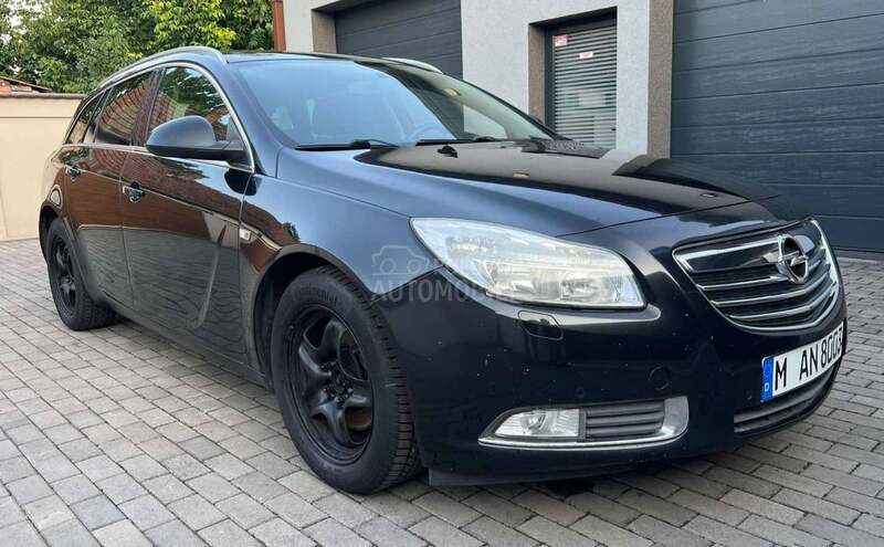 Opel Insignia 2011. god. -  kompletan auto u delovima