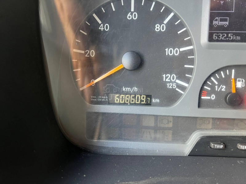 Mercedes Benz 815 sasija