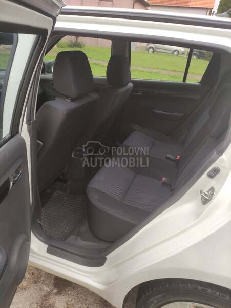 Suzuki Swift 4x4 iz ch