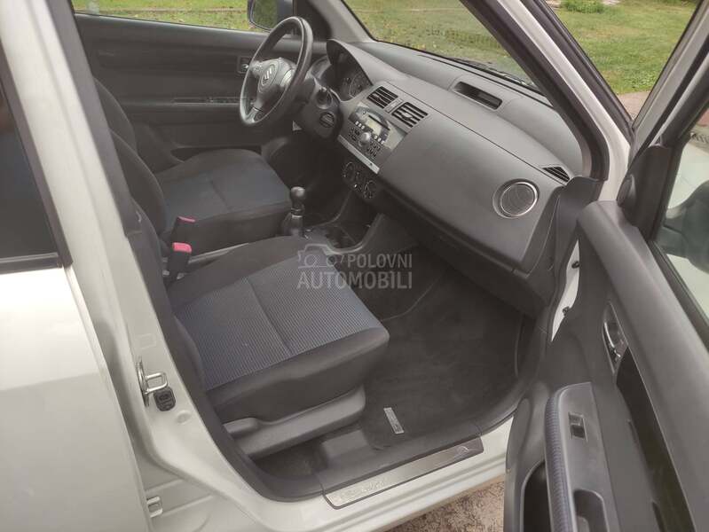 Suzuki Swift 4x4 iz ch