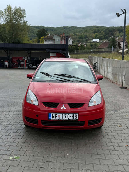 Mitsubishi Colt Celebration 30