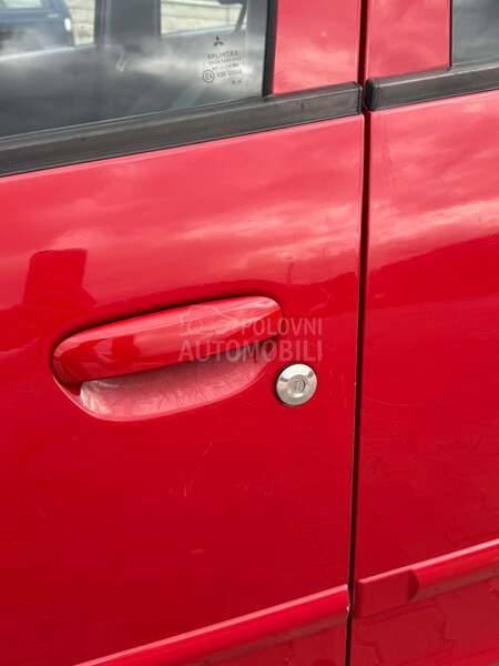 Mitsubishi Colt Celebration 30