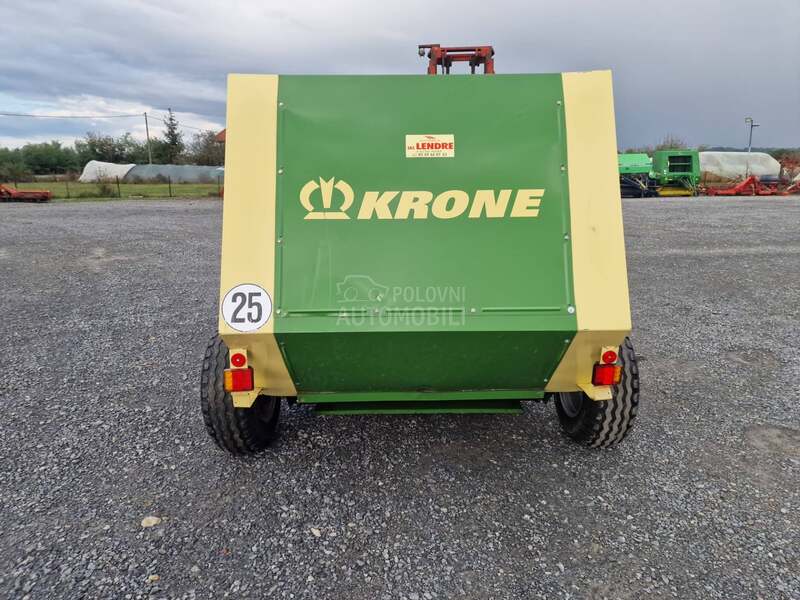 Krone KR 125 mreza i dva kanapa