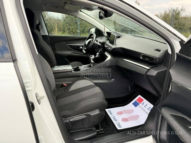 Peugeot 3008 1.2  Puretech Active