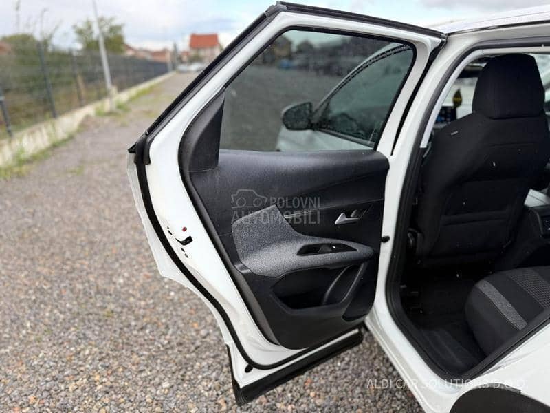 Peugeot 3008 1.2  Puretech Active