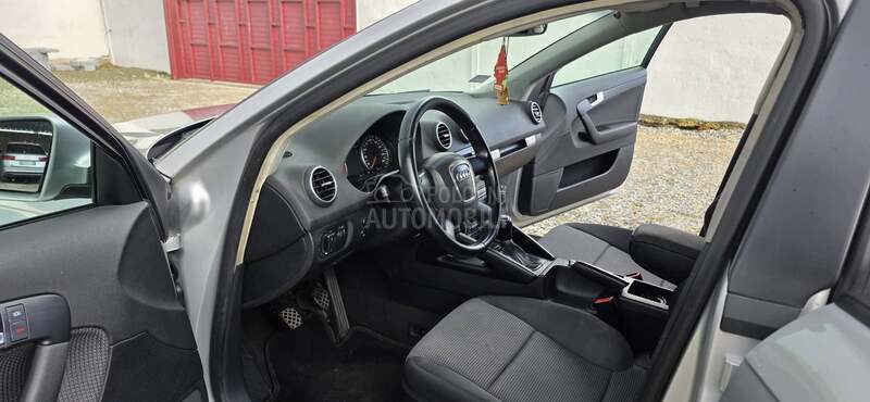 Audi A3 1.6b 8v