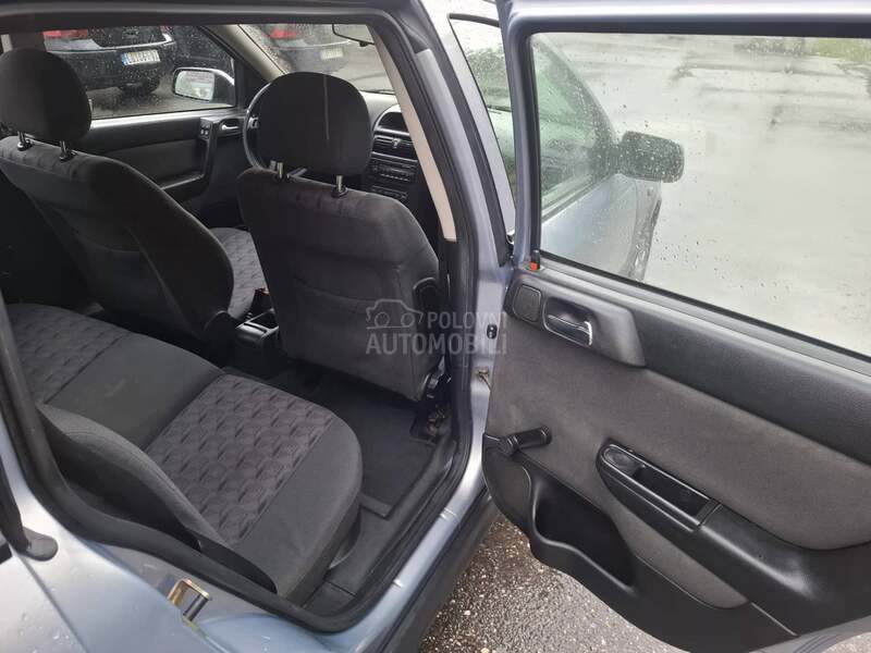 Opel Astra G 