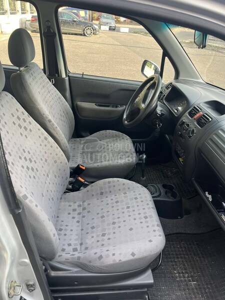 Opel Agila 