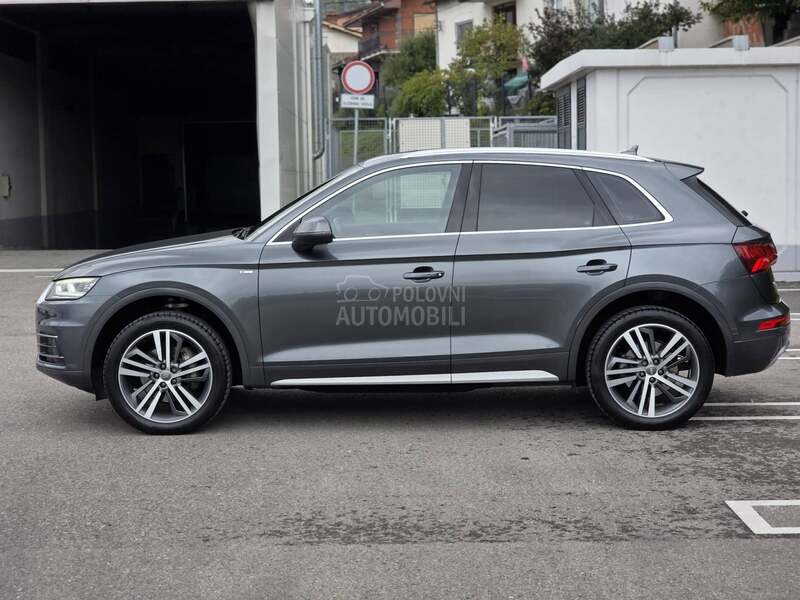 Audi Q5 3XS LINE QUATTRO