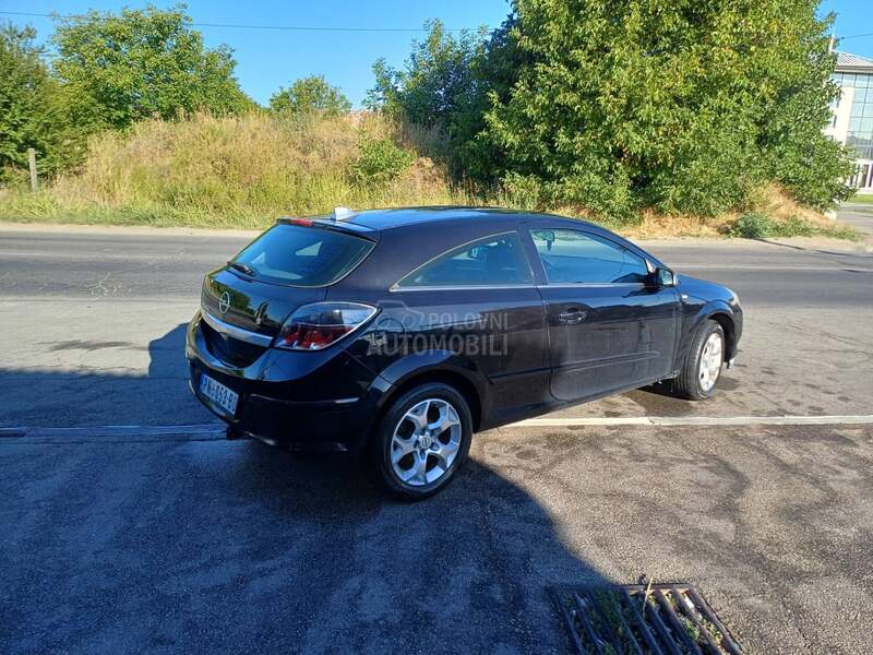 Opel Astra H Gtc 1.3mjet