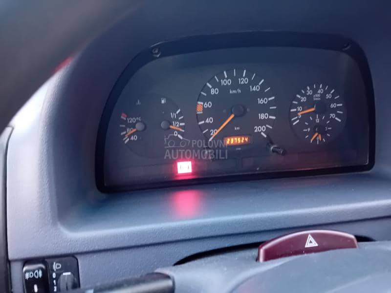 Mercedes Benz Vito 108D