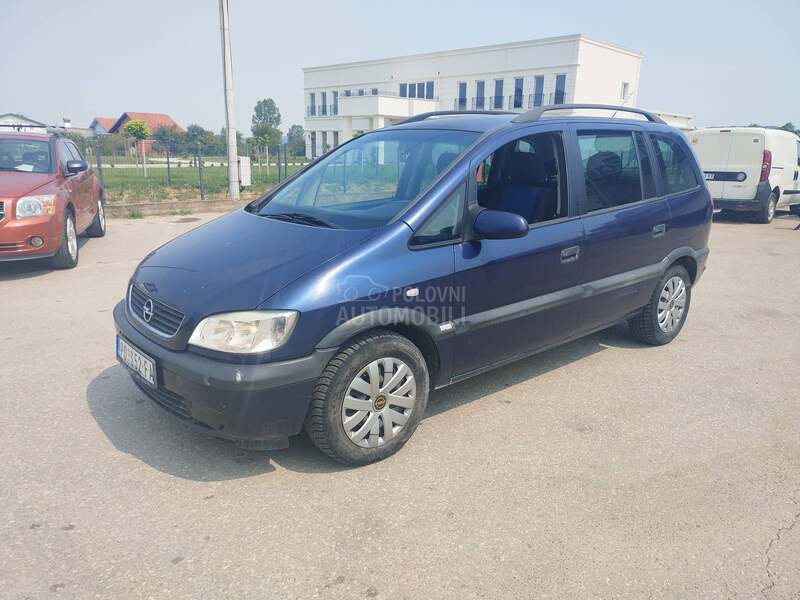 Opel Zafira 