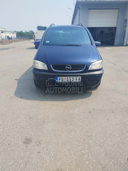 Opel Zafira 