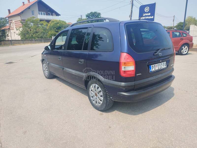 Opel Zafira 