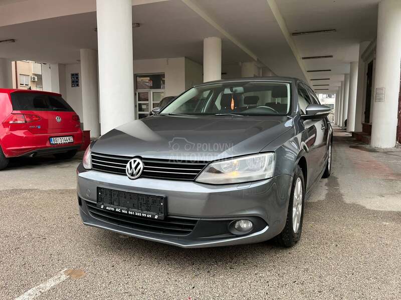 Volkswagen Jetta 1.6 TDI COMFORTLINE